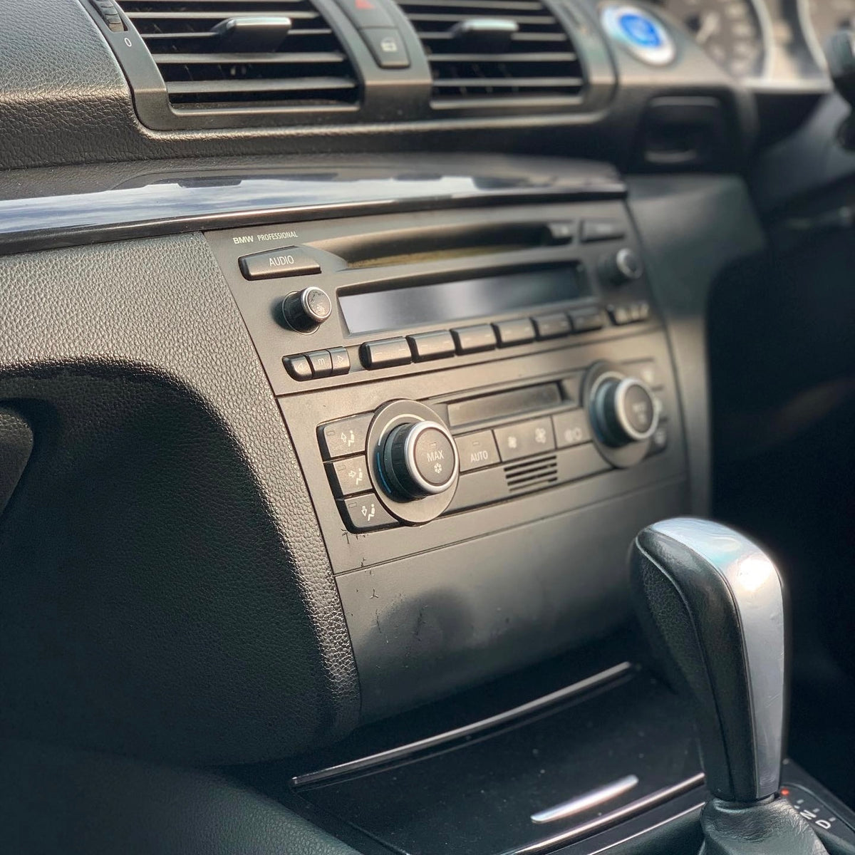9" BMW 1 Series 06'-12' (E81, E82, E87, E88) Head Unit Upgrade Kit